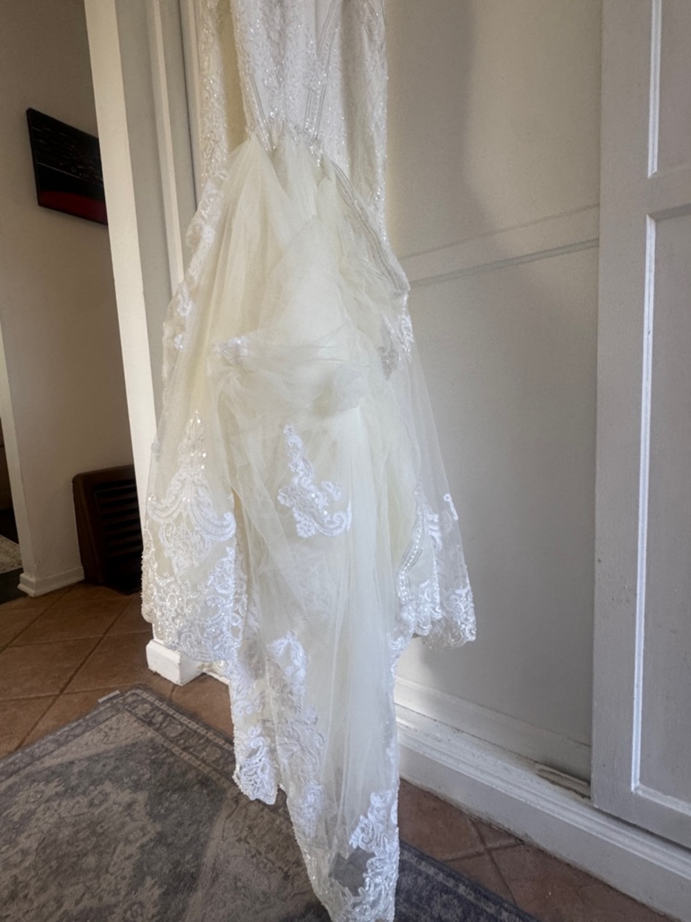 Martina Liana Ivory and Silver Lace Bridal Gown - Picture 6 of 14